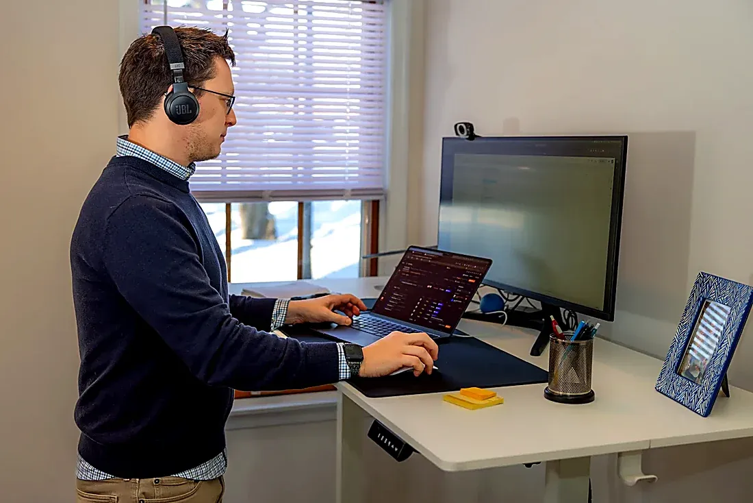 An Elevated Audience strategist reviewing an account during a client call